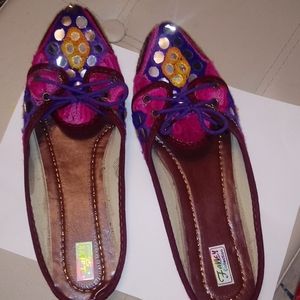 INDIAN/ MOROCCAN RAJ STYLE SLIP ON SHOES